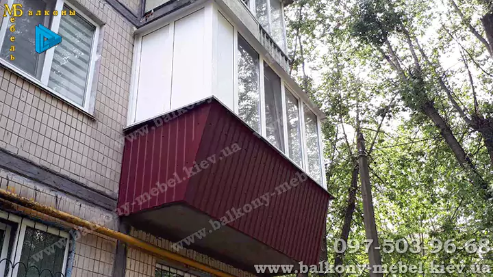 Обшивка П-образного балкона профнастилом размером 3200 x 800